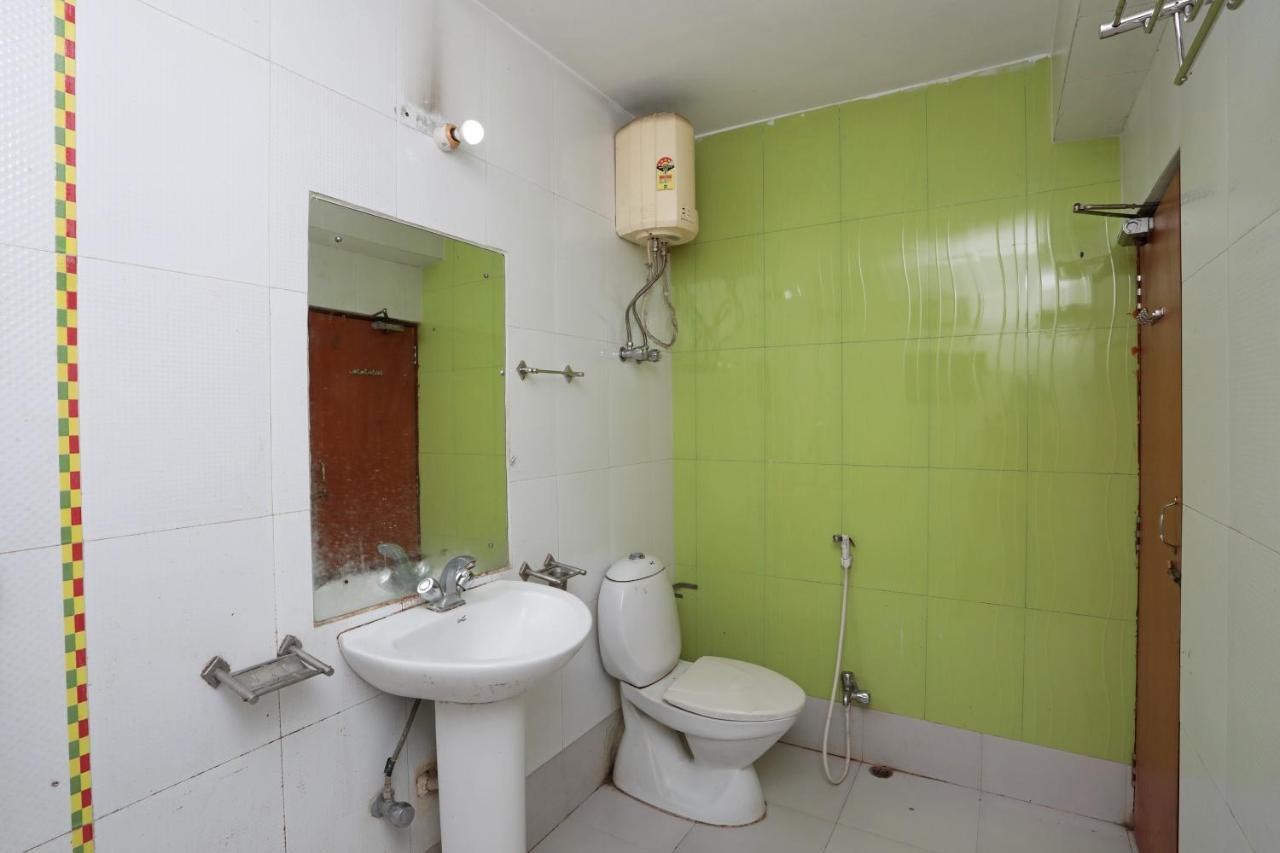 Oyo 26143 Hotel Abedin Καλκούτα Εξωτερικό φωτογραφία